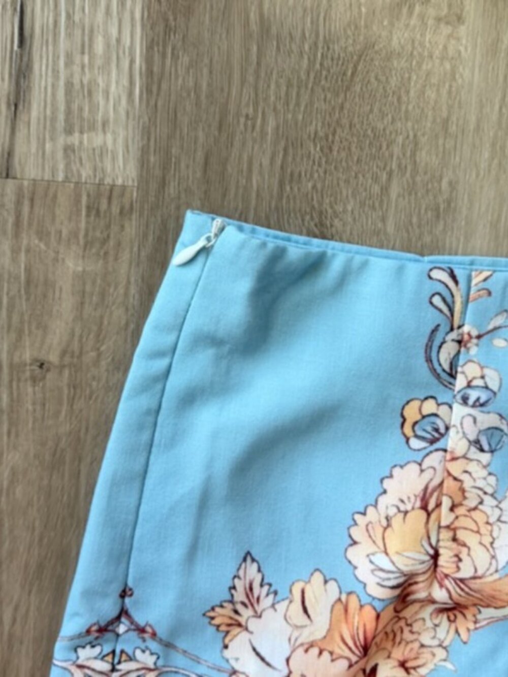 Anewsta Floral Two Piece Set Blouse Shorts NWT - Picture 9 of 13